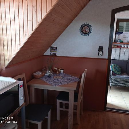 Toserdo Lakitelek Habitación foto